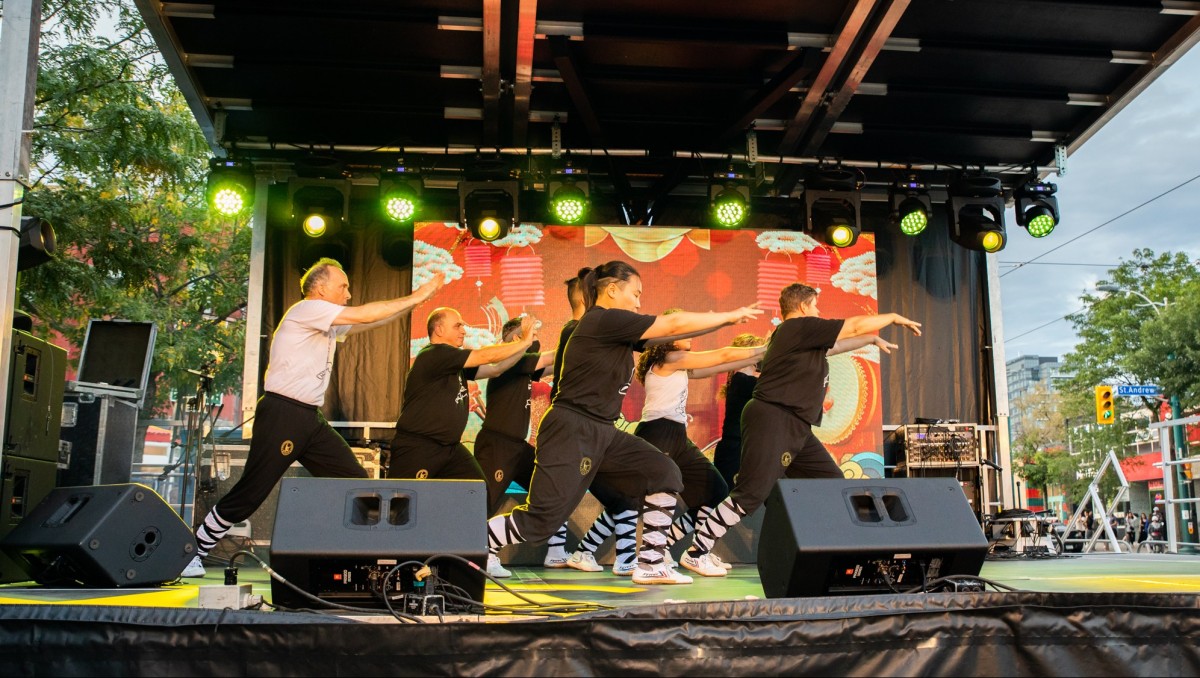 /assets/image/STQI-Shaolin-Martial-Arts-Kung-Fu-Tai-Chi-Qigong-Chinatown-Festival-075-162-iL9d.jpg